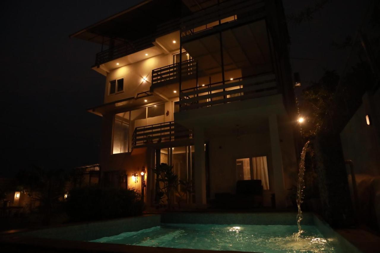 Aurus Villa Corgao Esterno foto