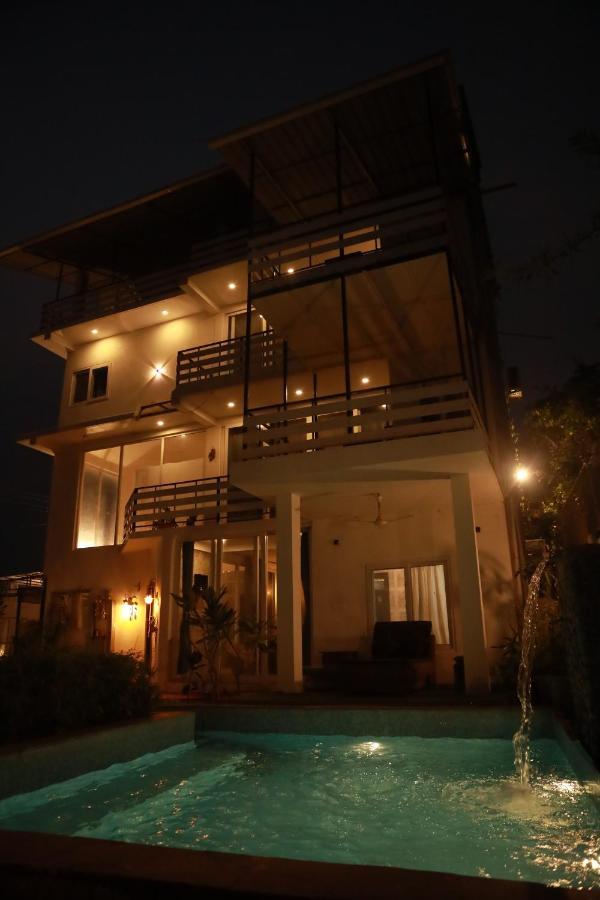 Aurus Villa Corgao Esterno foto